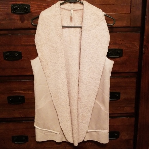 Kate Collection vest - Picture 1 of 8